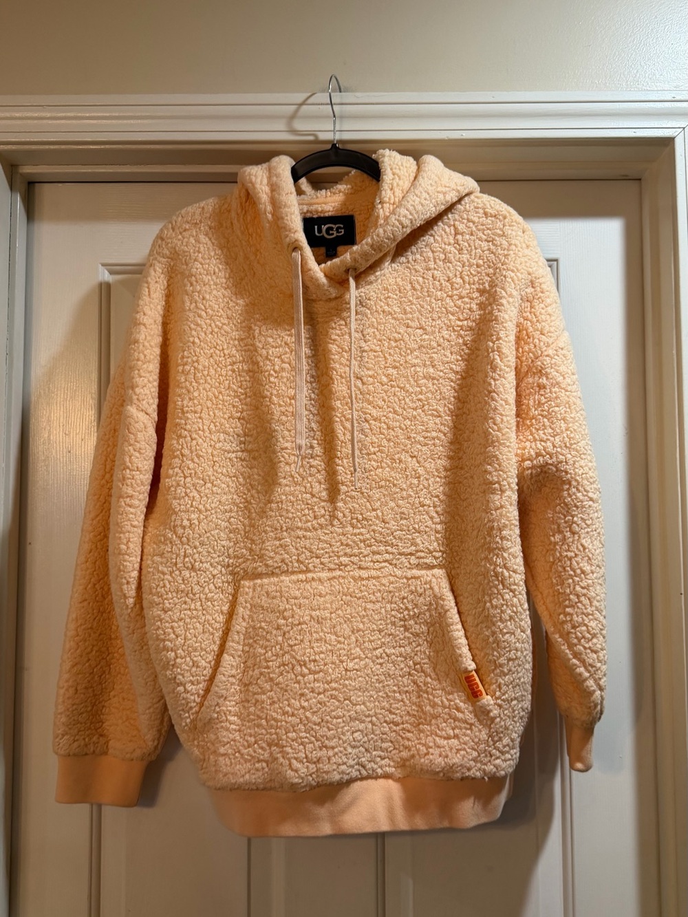UGG Loyra Sherpa Hoodie in Pale Peach #comfy #cozy #fall